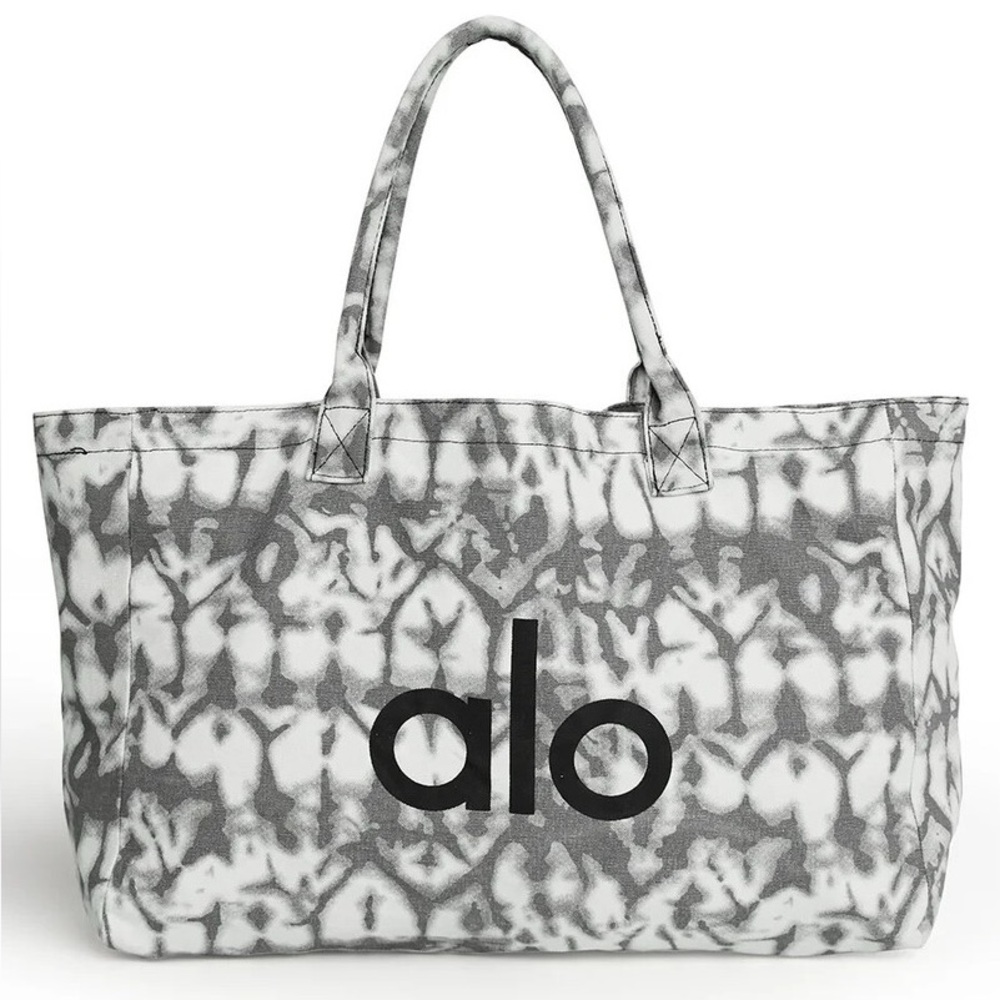 NWT Alo Grey Tie-dye Shopper Tote - Picture 2 of 4